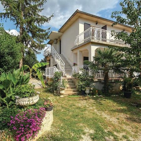 2 Bedroom Pet Friendly Apartment In Lovrecica Lovrečica Exterior foto